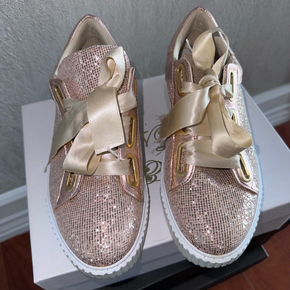 Shoes - Picture 3 of 5